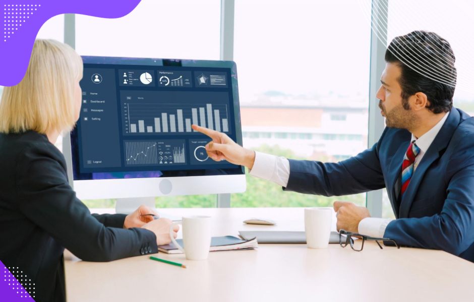 An ecommerce client reviews key considerations when choosing a software development partner essential for success.